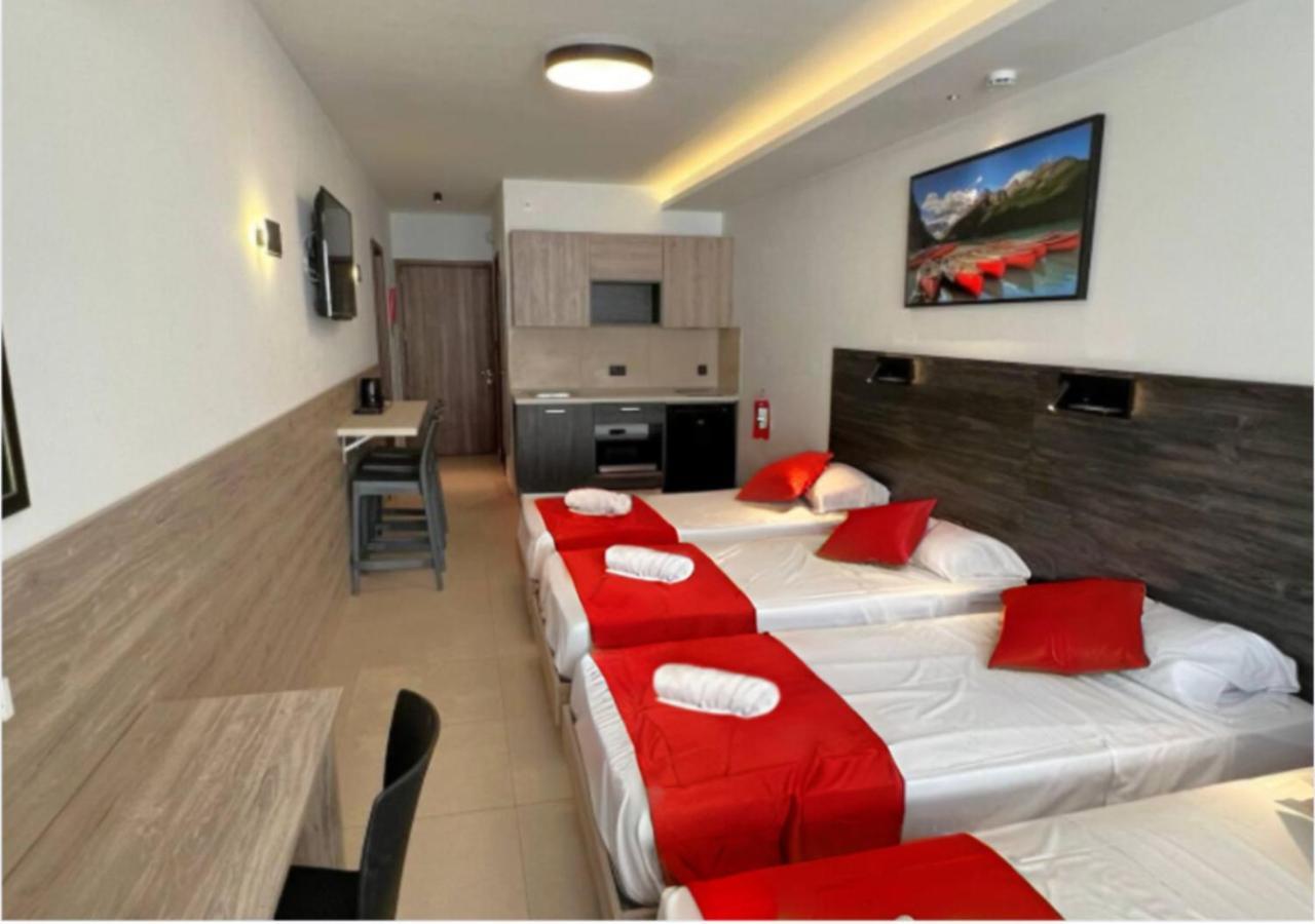 Saint Julian's Bayside A Apartments מראה חיצוני תמונה