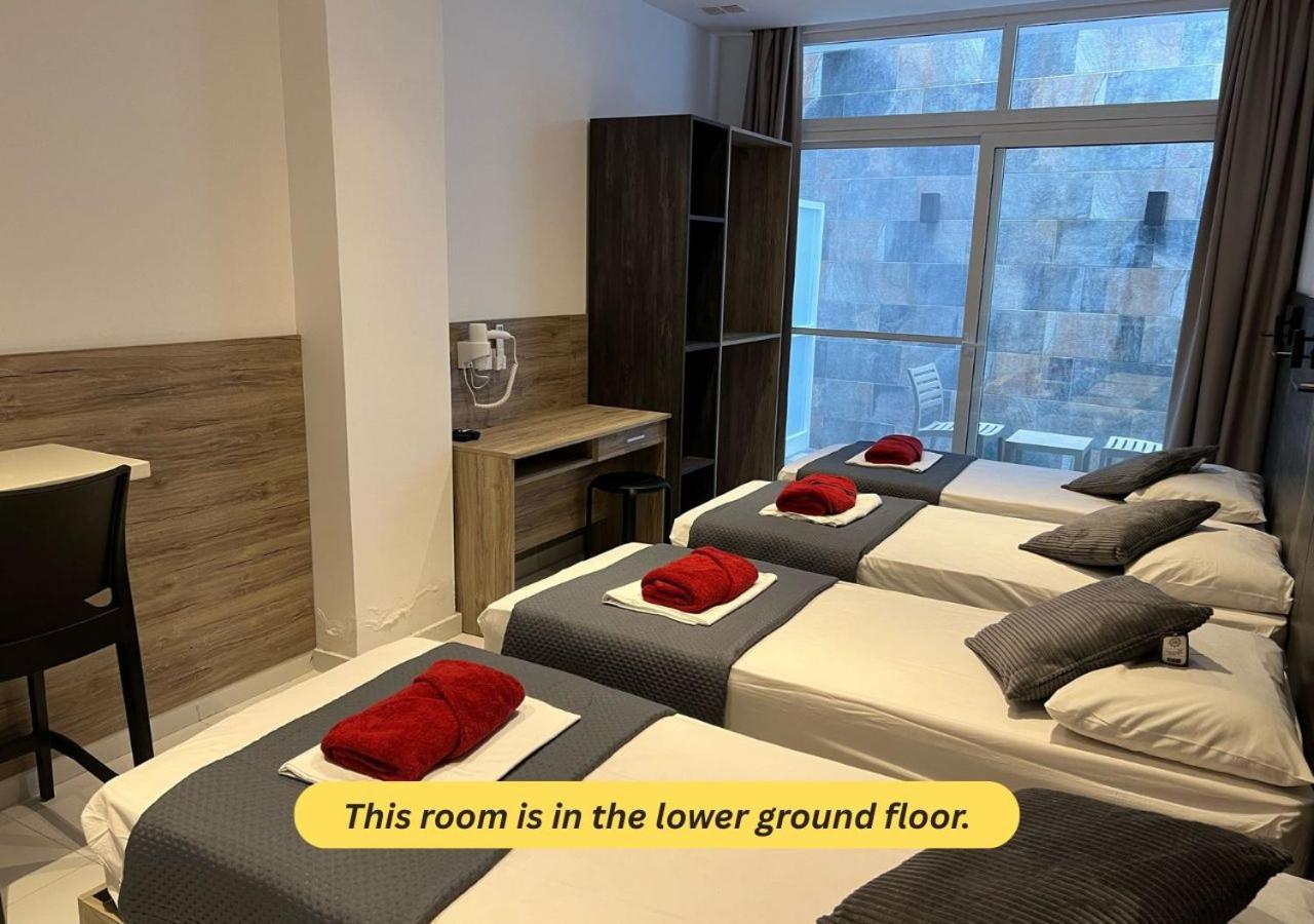 Saint Julian's Bayside A Apartments מראה חיצוני תמונה